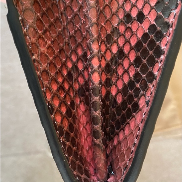 Burberry continental wallet - Picture 9 of 11